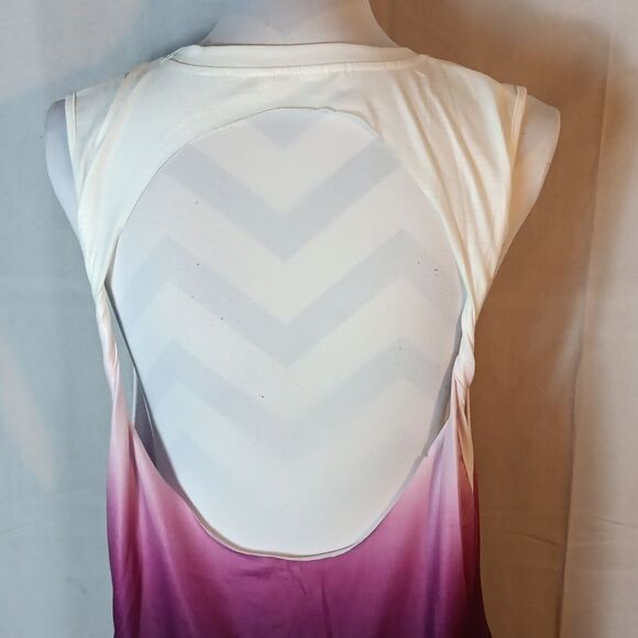 Sleeveless Ombre Backless Dress - Purple and White - Picture 4 of 7